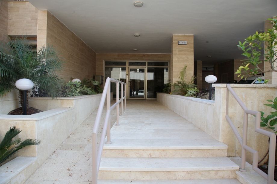 תמונה ללא תיאור